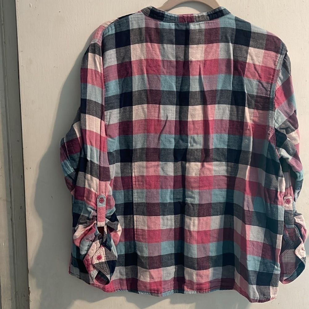 Lee Red and Black Checkered Shirt - Picture 3 of 3
